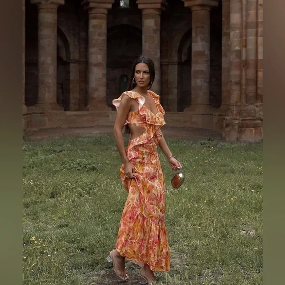 Zara Linen Ruffled Midi Dress‎ - Picture 9 of 17